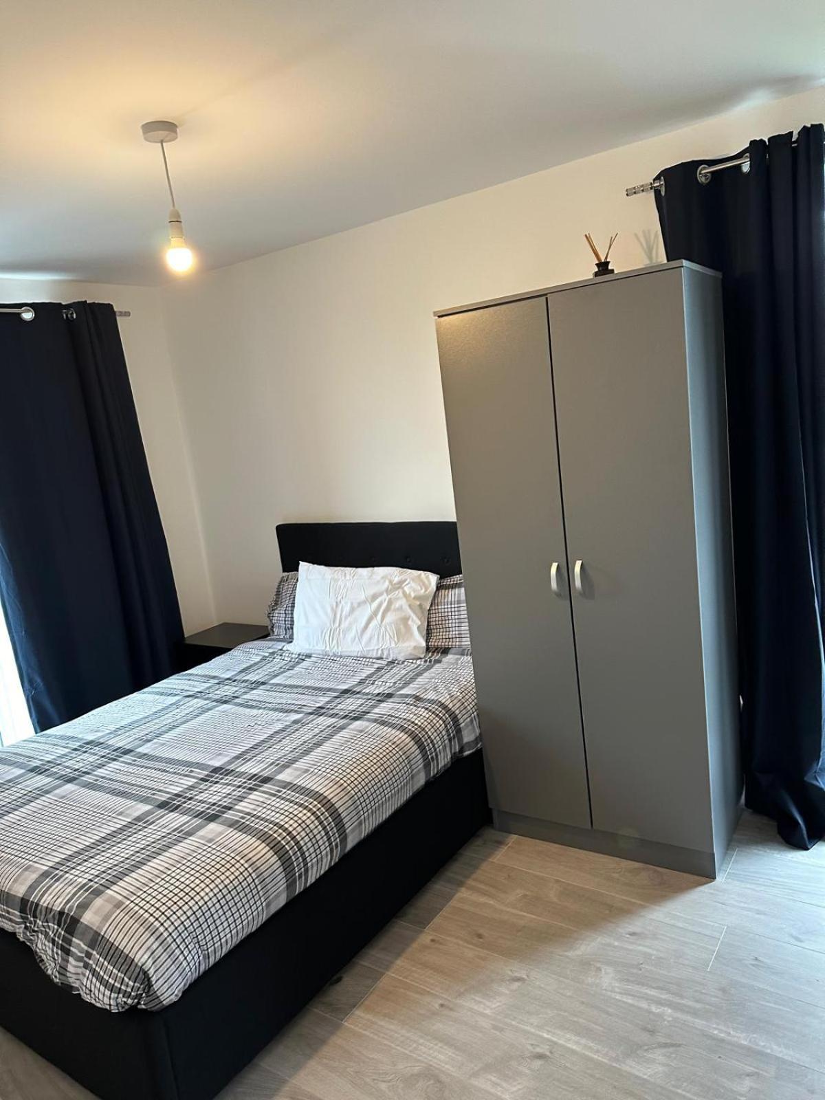 Lush Double Room Ensuite Manchester Zewnętrze zdjęcie